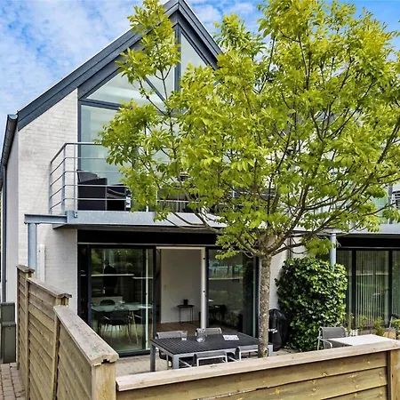 M13026-vaeggerlose-marielyst-strandvej-63-a בית נופש Bøtø By